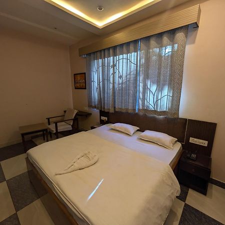 Hotel Kishori Vatika Ramnagar  Exteriér fotografie