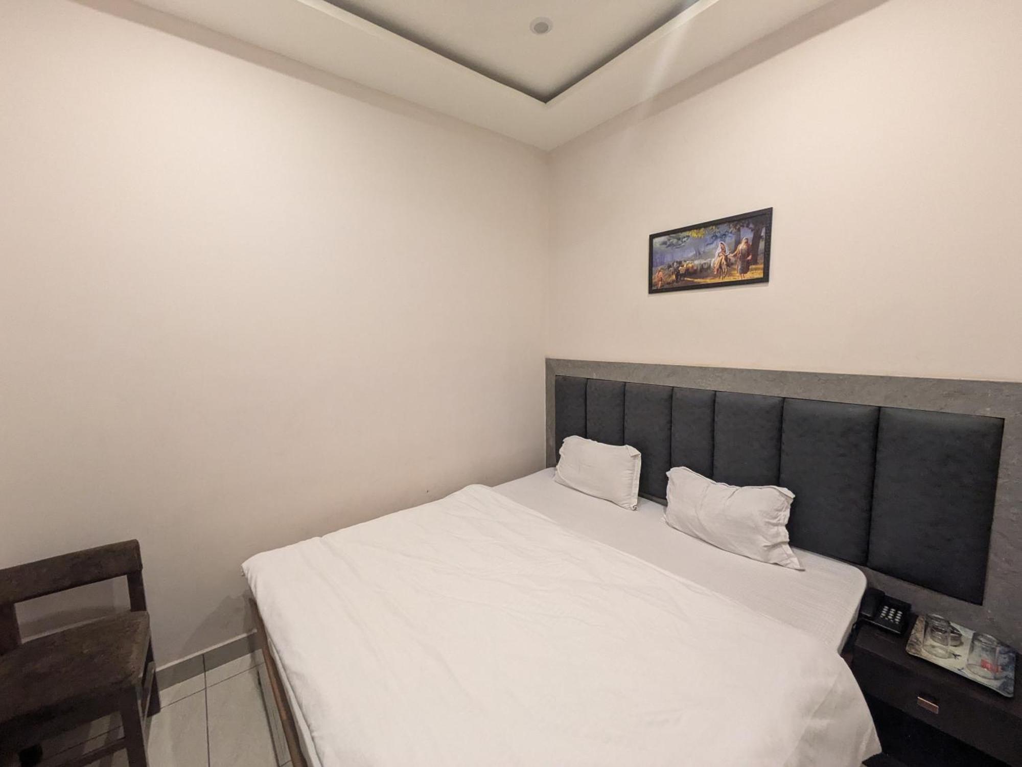 Hotel Kishori Vatika Ramnagar  Exteriér fotografie