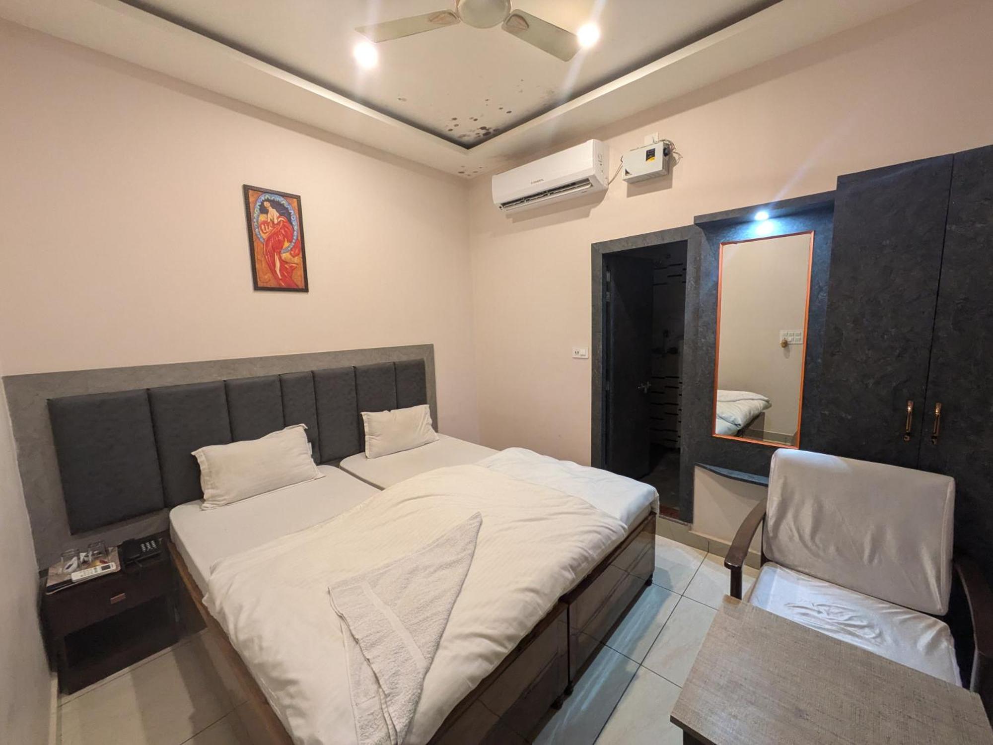 Hotel Kishori Vatika Ramnagar  Exteriér fotografie