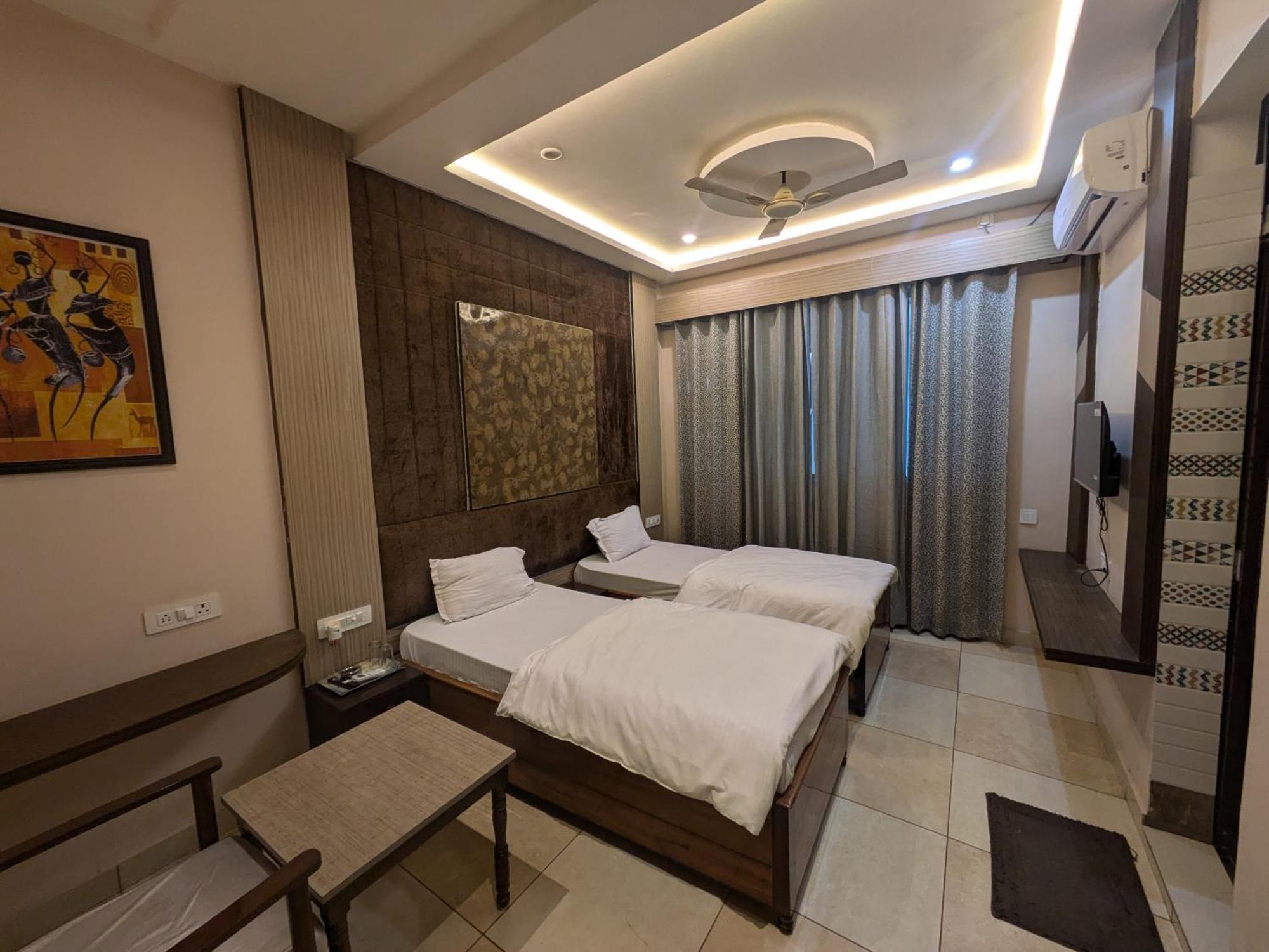 Hotel Kishori Vatika Ramnagar  Exteriér fotografie